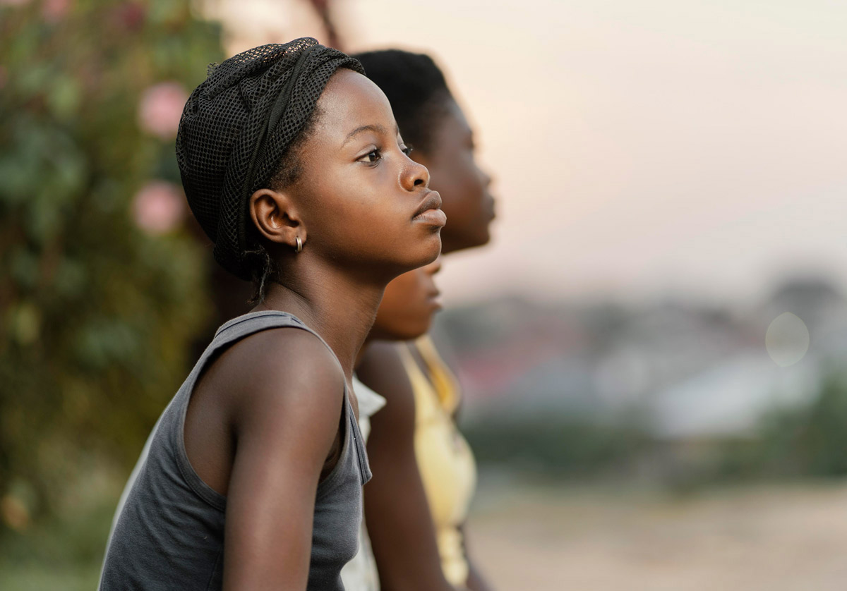 side-view-african-children